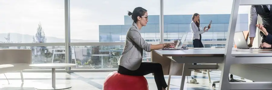 easy ways to deskercise at work